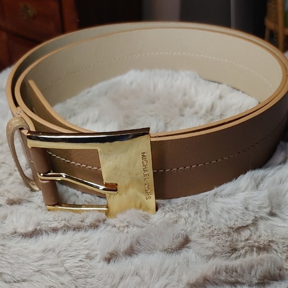 Michael Kors Vegan Leather Tan Belt Size Extra Large - Picture 1 of 15